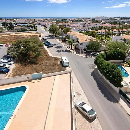 Apartamento Al Garden Choro 1 *